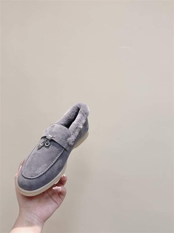 2025126104251595 440